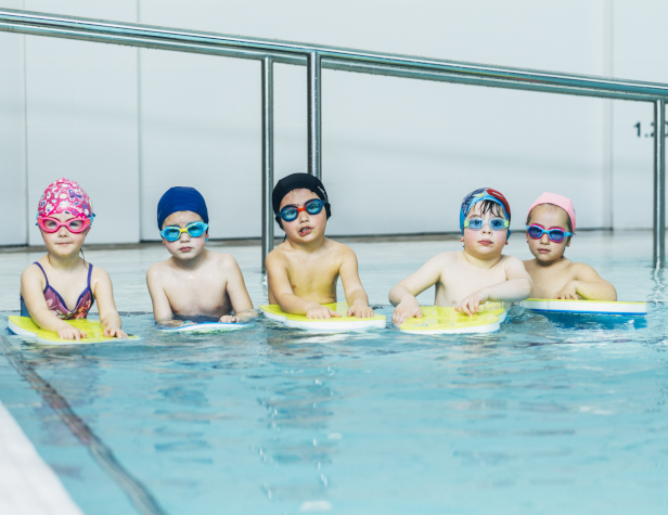 clases natación grupo entrenamiento y máster (+ 6 años)